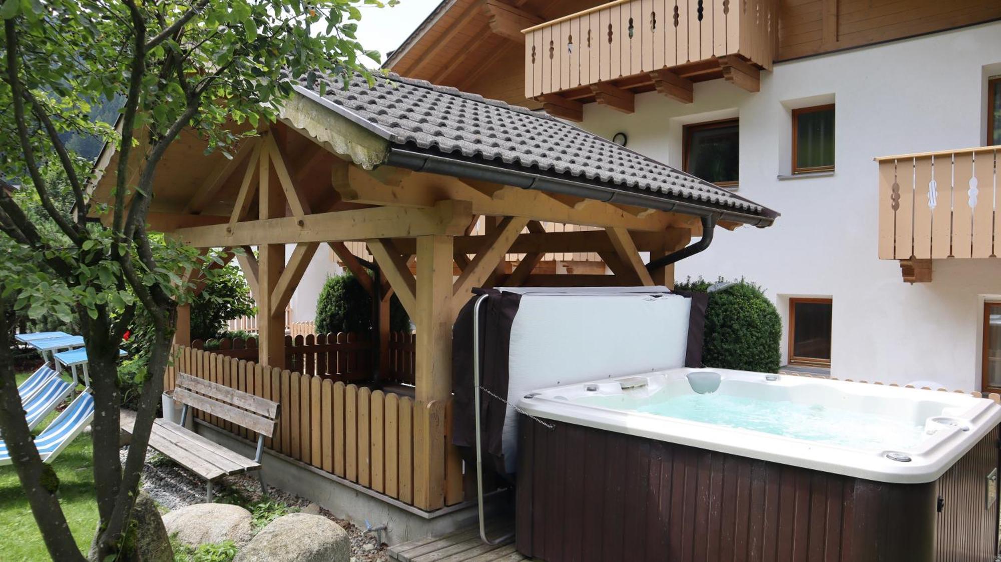 Almhotel Bergerhof Sarentino Εξωτερικό φωτογραφία